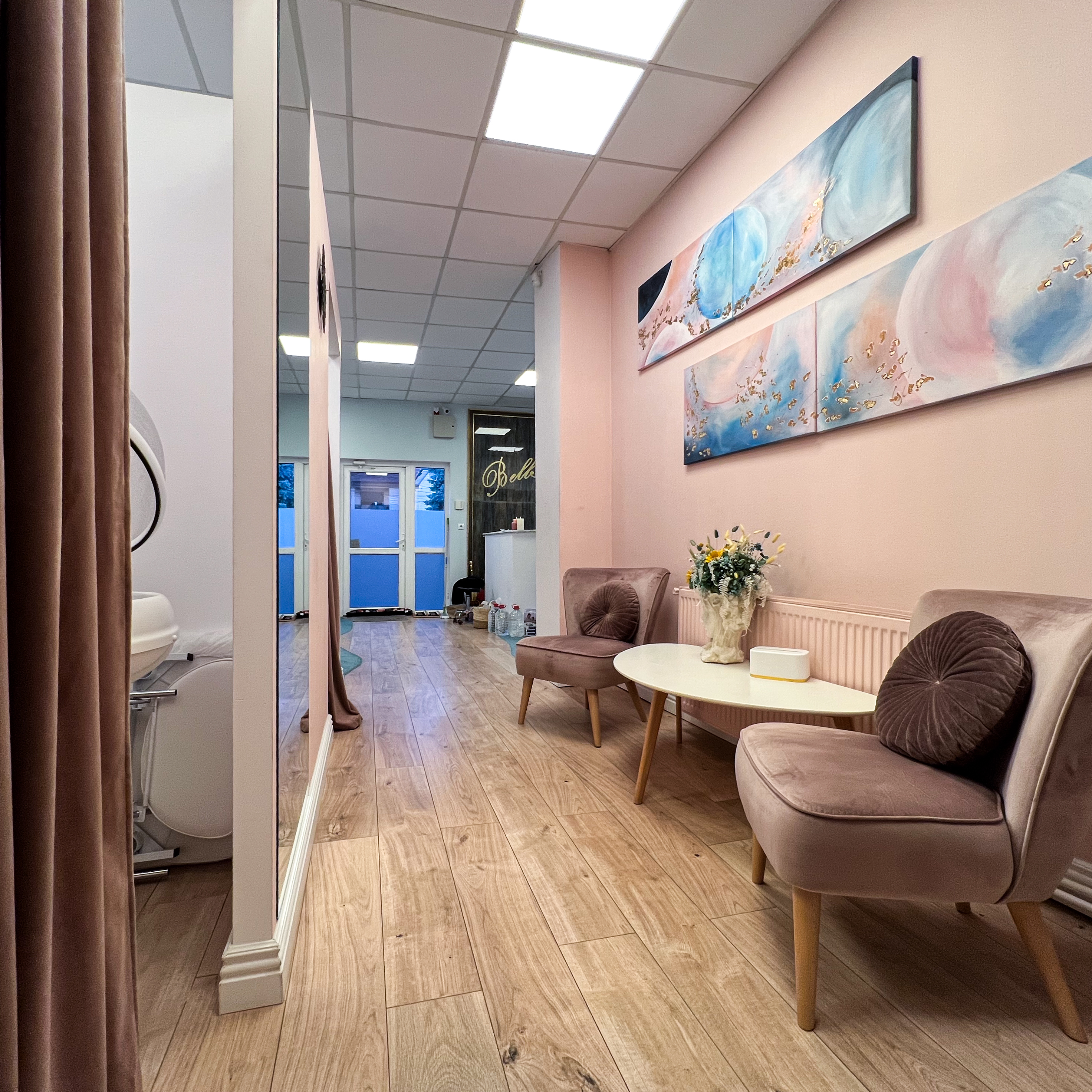 Salon BellAnge Piatra Neamț - Aparatură profesională